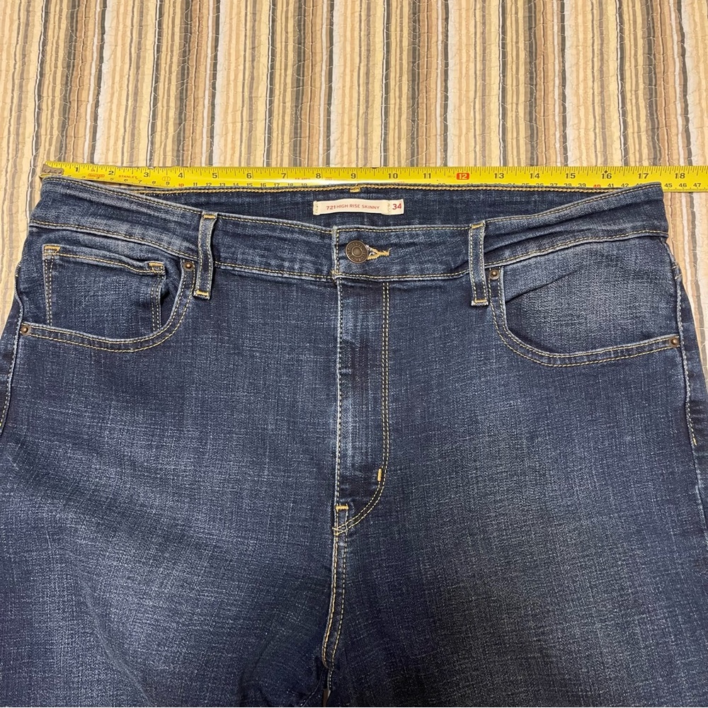 Levi's 721 Women’s 14 (34) Classic Dark Indigo Wash High Rise Skinny Jeans - Picture 8 of 9